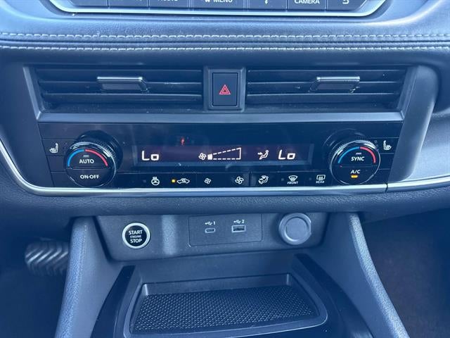 2023 Nissan Rogue AWD SV Premium