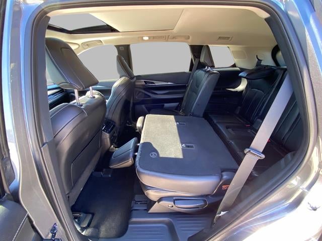 2022 INFINITI QX60 Luxe