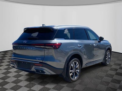 2022 INFINITI QX60 Luxe