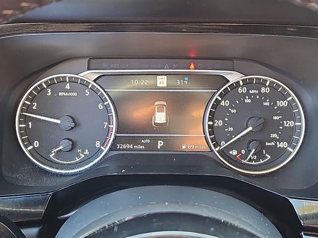 2022 Nissan Pathfinder SL