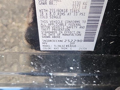 2022 Nissan Pathfinder SL