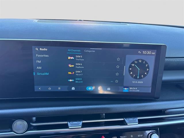 2025 Hyundai Santa Cruz SEL Activity