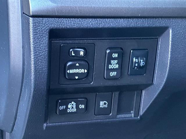 2018 Toyota Tundra 4WD SR5