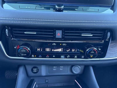 2025 Nissan Rogue Platinum