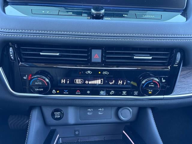 2025 Nissan Rogue Platinum