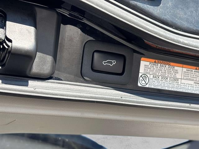 2019 Toyota Land Cruiser Base