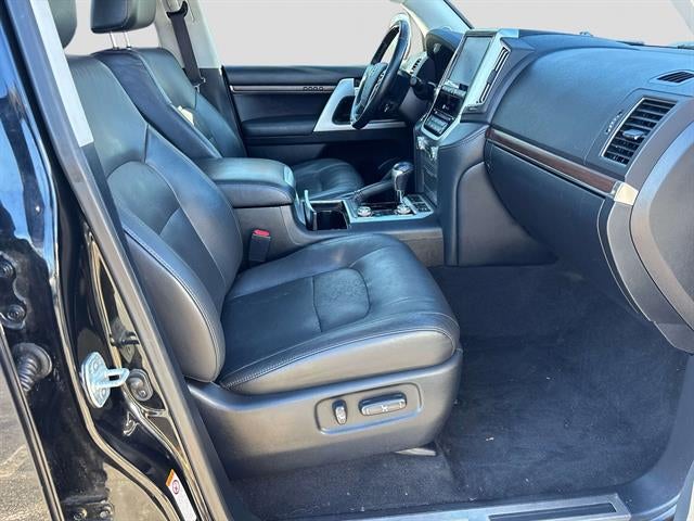 2019 Toyota Land Cruiser Base