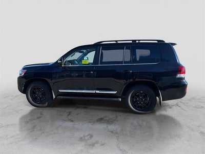 2019 Toyota Land Cruiser Base