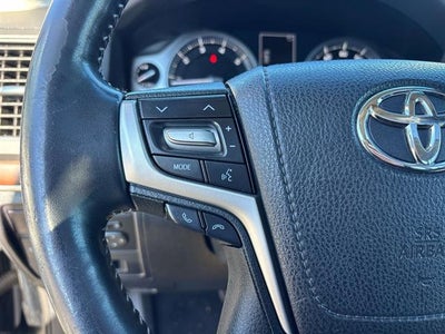 2019 Toyota Land Cruiser Base