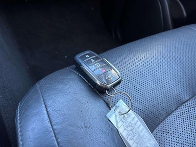 2019 Toyota Land Cruiser Base