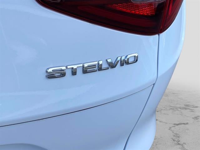 2022 Alfa Romeo Stelvio Ti