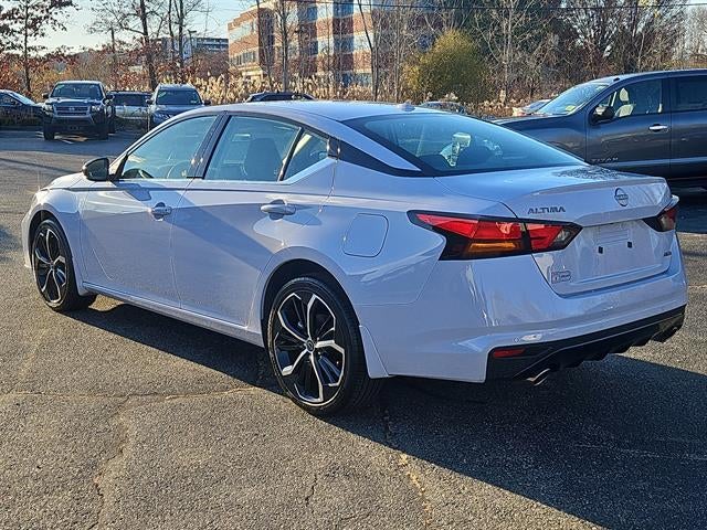 2025 Nissan Altima 2.5 SR