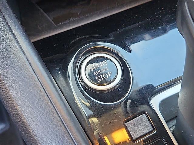 2023 Nissan Versa SV