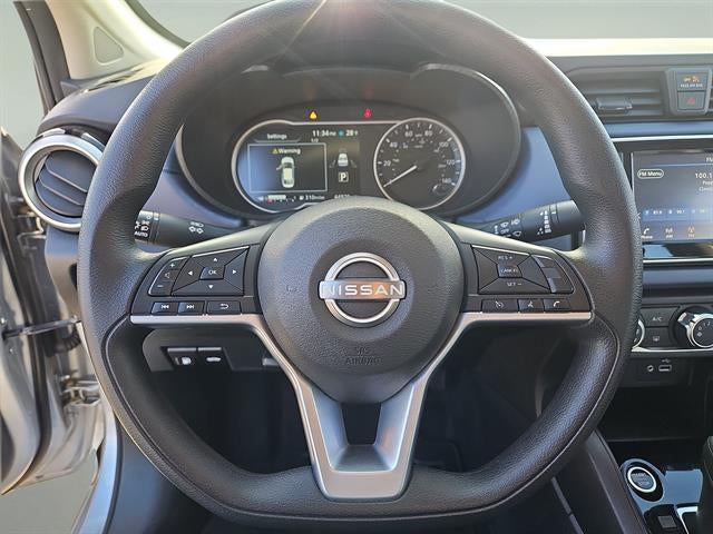 2023 Nissan Versa SV
