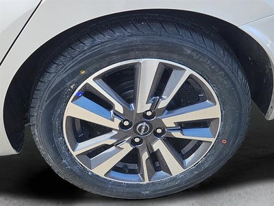 2023 Nissan Versa SV