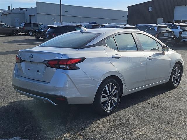 2023 Nissan Versa SV