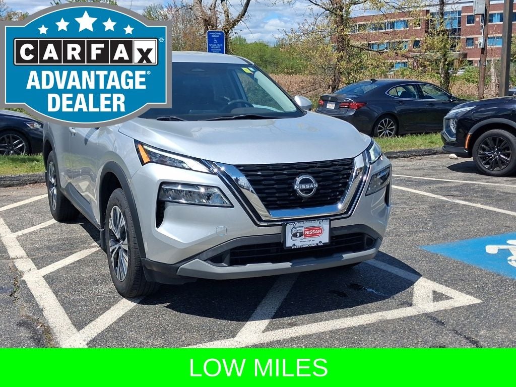 2022 Nissan Rogue SV