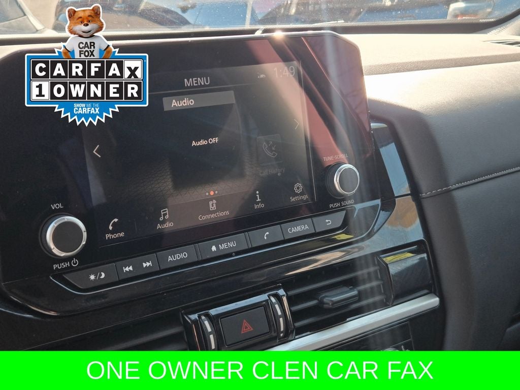 2024 Nissan Pathfinder SV