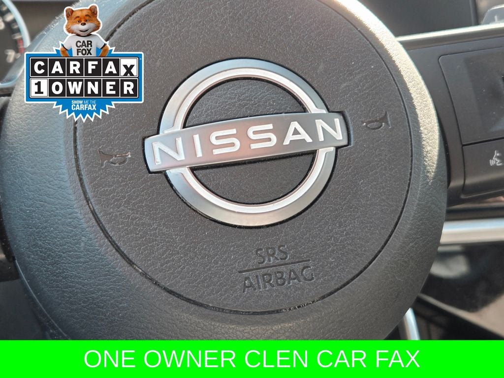 2024 Nissan Pathfinder SV