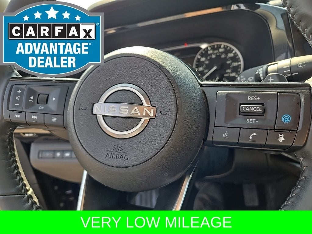 2023 Nissan Pathfinder SV