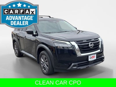 2023 Nissan Pathfinder SV