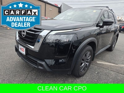 2023 Nissan Pathfinder SV