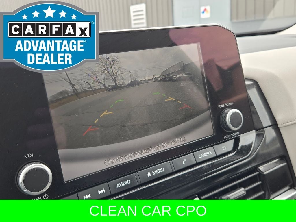 2023 Nissan Pathfinder SV