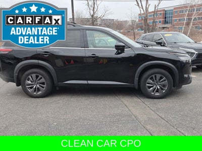 2023 Nissan Pathfinder SV