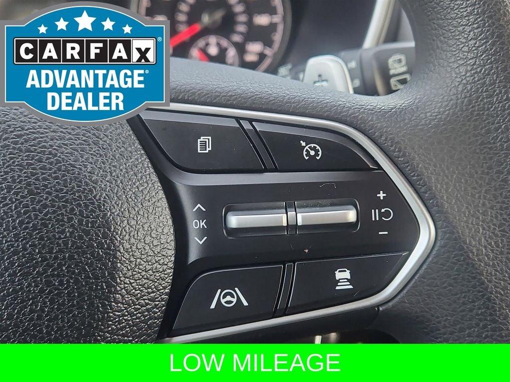 2022 Hyundai Santa Fe SE