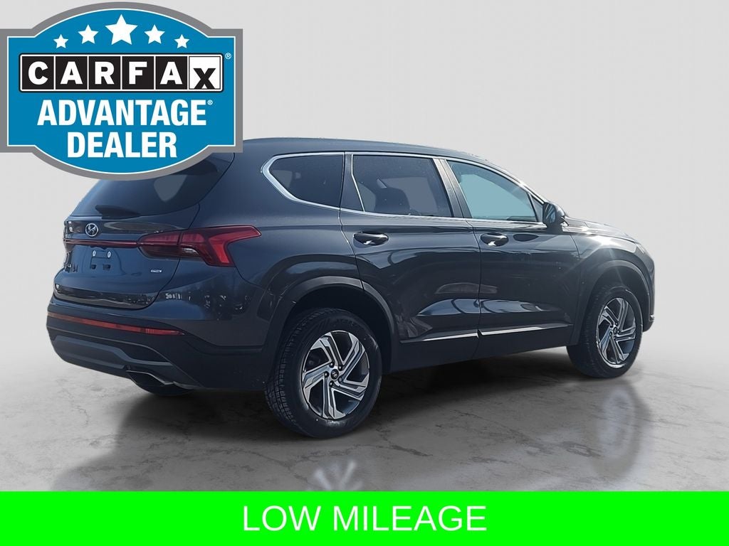 2022 Hyundai Santa Fe SE