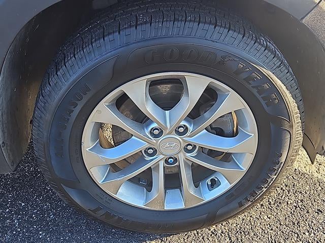 2019 Hyundai Santa Fe SE 2.4L