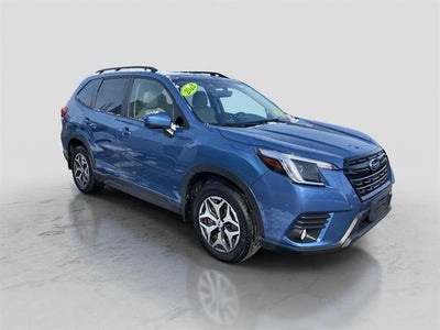 2022 Subaru Forester Premium