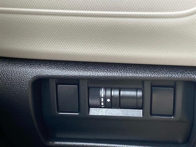 2025 Subaru Forester Base