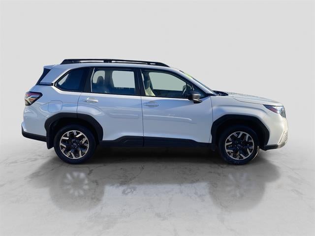 2025 Subaru Forester Base