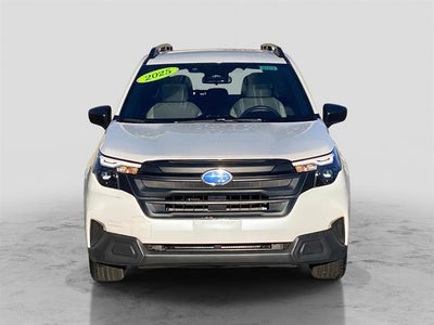 2025 Subaru Forester Base