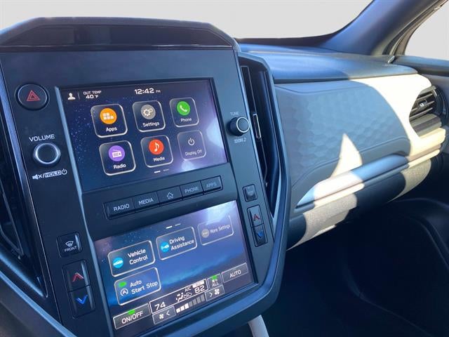 2025 Subaru Forester Base