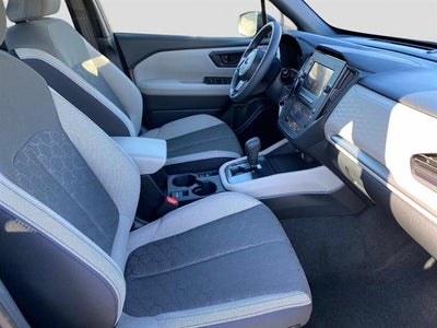 2025 Subaru Forester Base