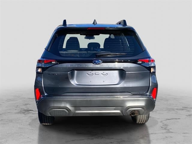 2025 Subaru Forester Base