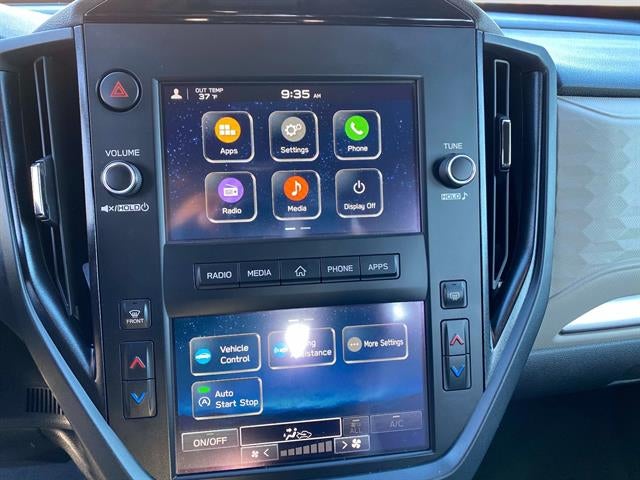 2025 Subaru Forester Base