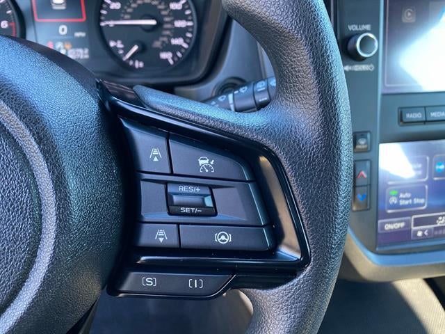 2025 Subaru Forester Base