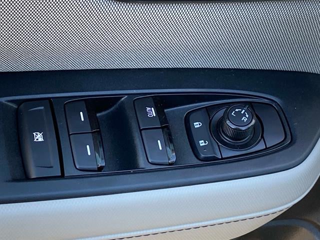 2025 Subaru Forester Base