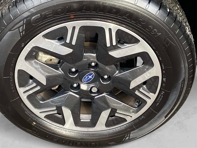 2025 Subaru Forester Base