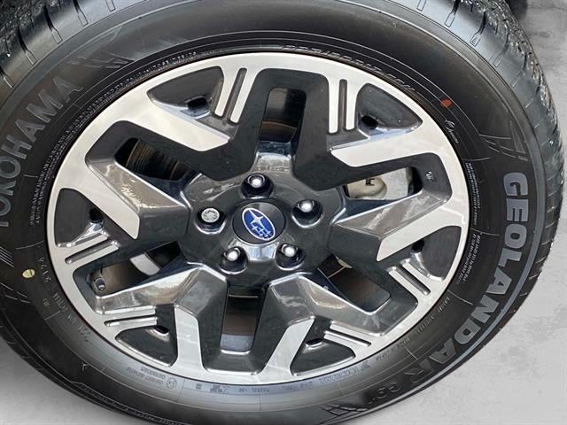 2025 Subaru Forester Base