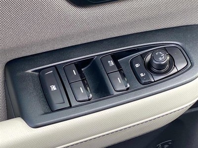 2025 Subaru Forester Base