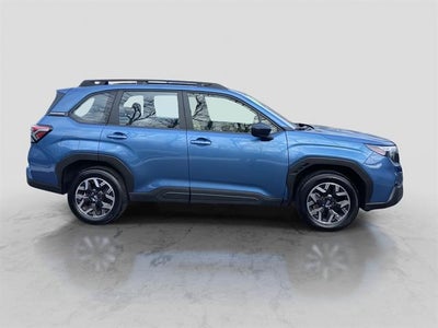 2025 Subaru Forester Base