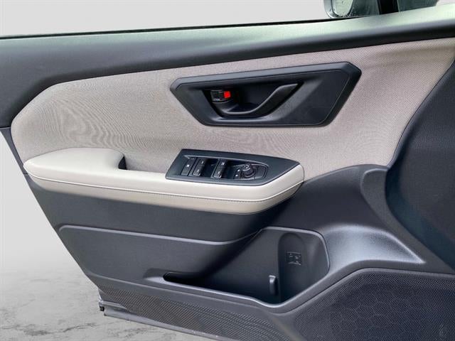 2025 Subaru Forester Base