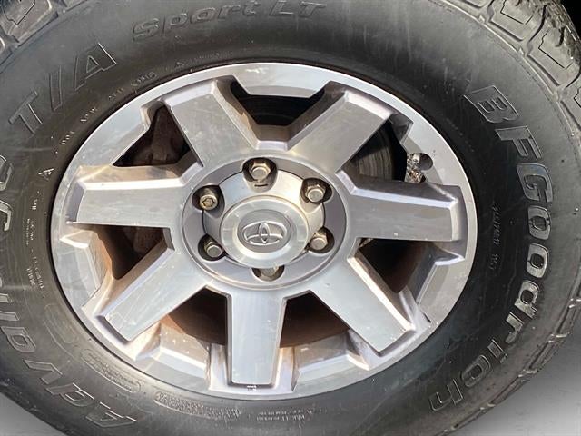 2014 Toyota FJ Cruiser Base