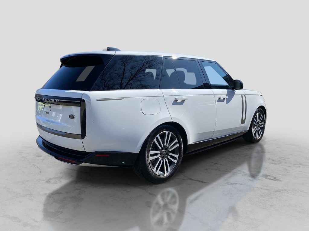 2023 Land Rover Range Rover SE