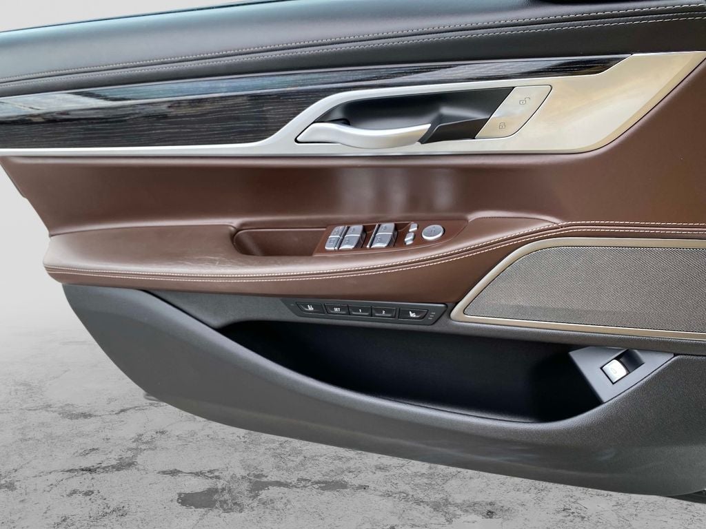 2022 BMW 7 Series 750i xDrive