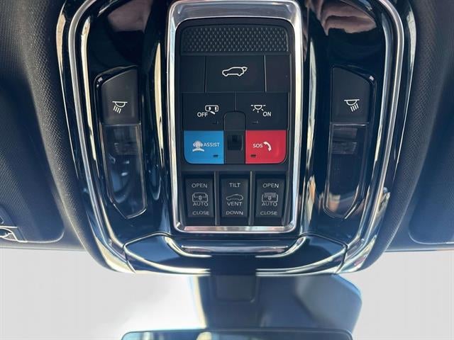 2023 Jeep Grand Cherokee Summit